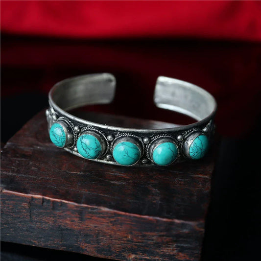 Nepalese Handcrafted Turquoise Inlaid Bangle